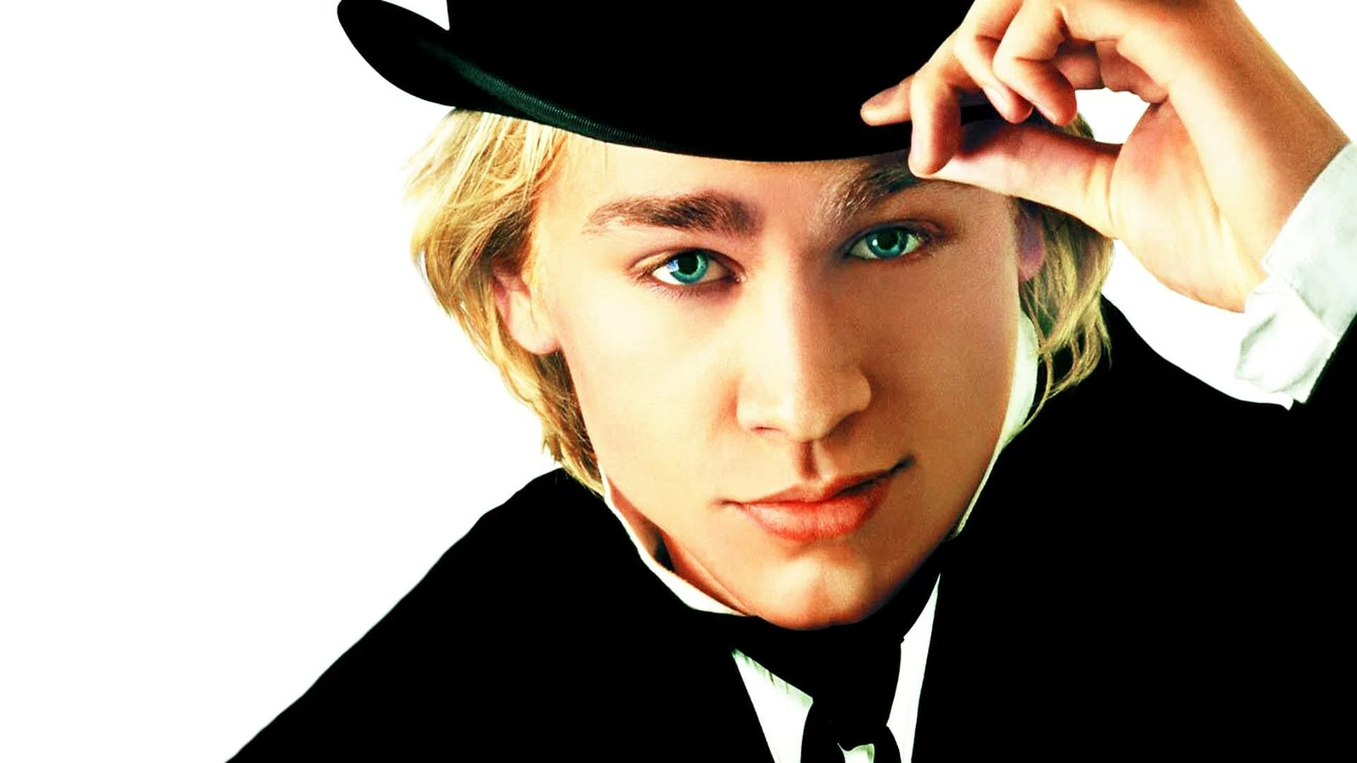 دانلود فیلم Nicholas Nickleby 2002