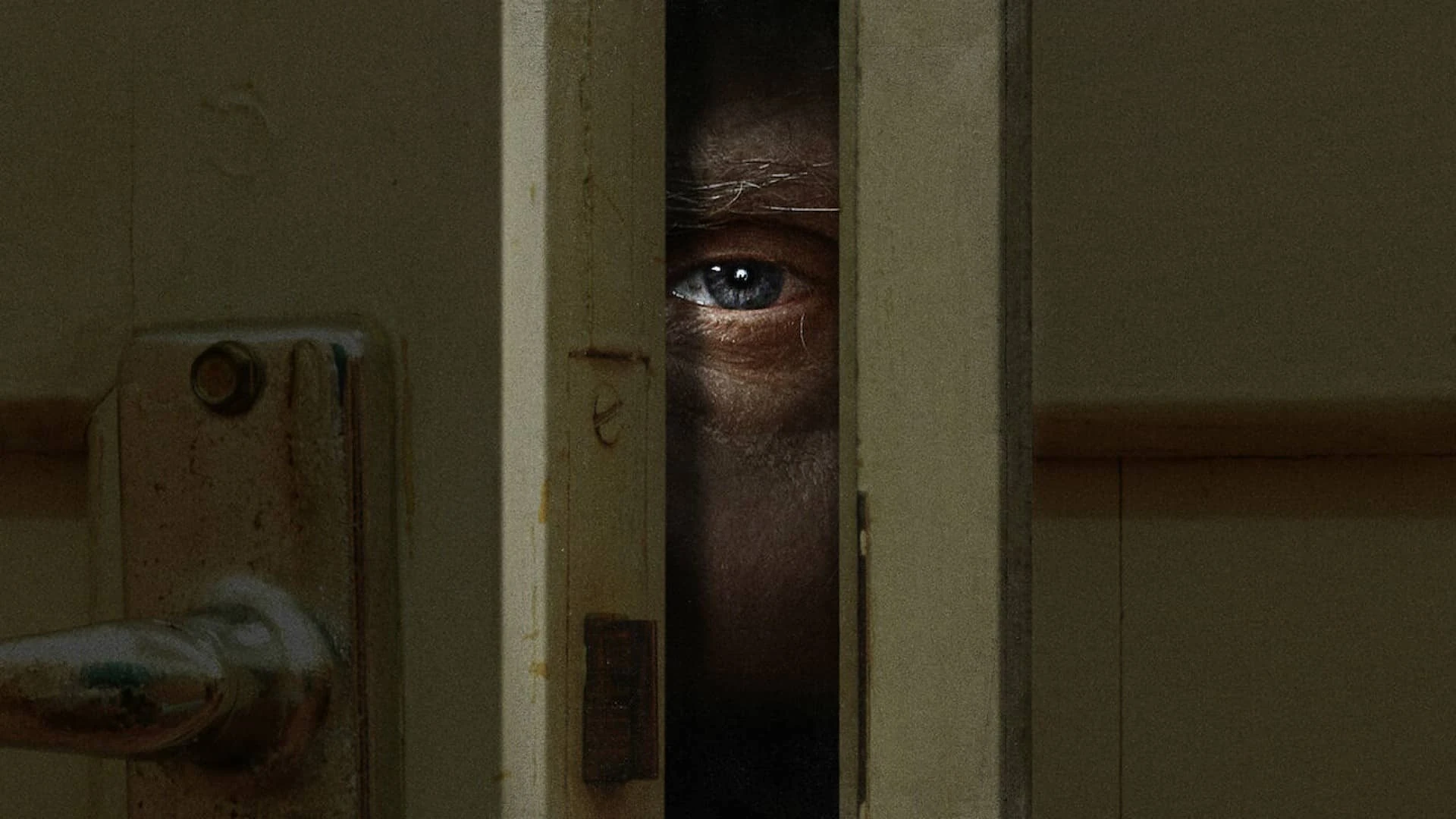 دانلود مستند سریالی Worst Roommate Ever