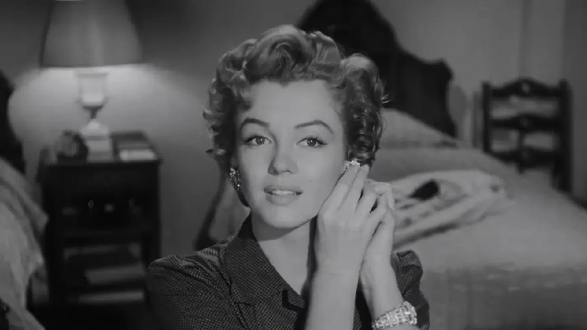 دانلود فیلم Don't Bother to Knock 1952