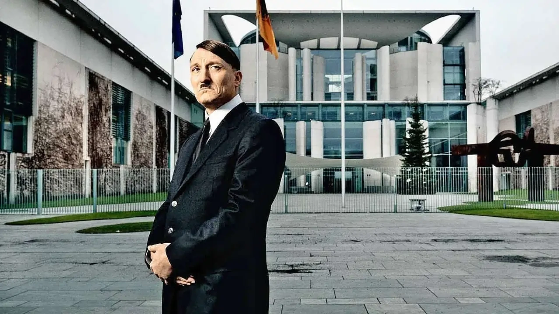 دانلود فیلم Look Who's Back 2015