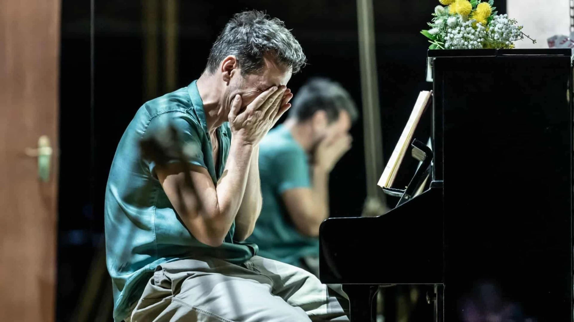 دانلود تئاتر National Theatre Live: Vanya 2024