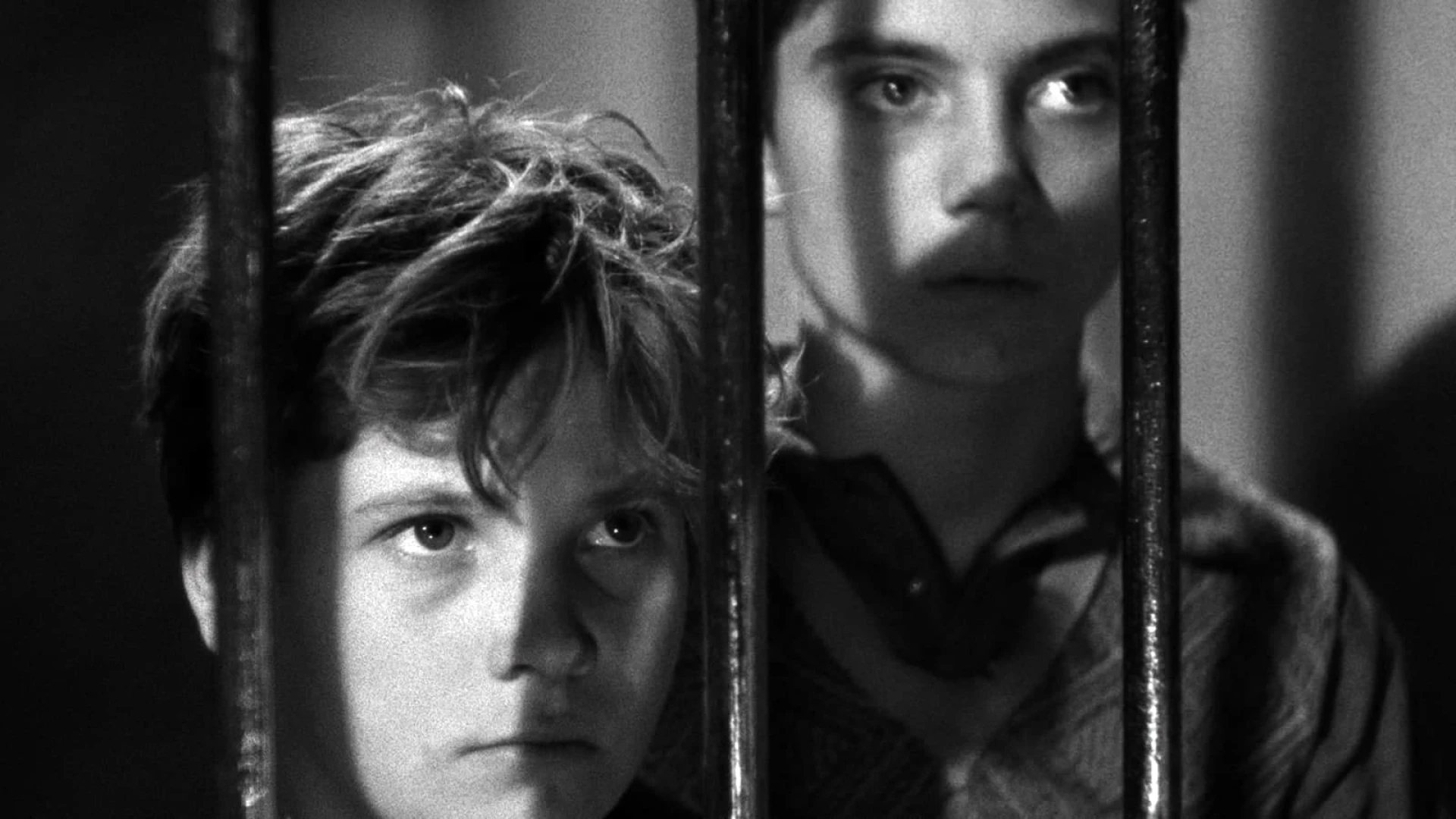 دانلود فیلم Shoeshine 1946