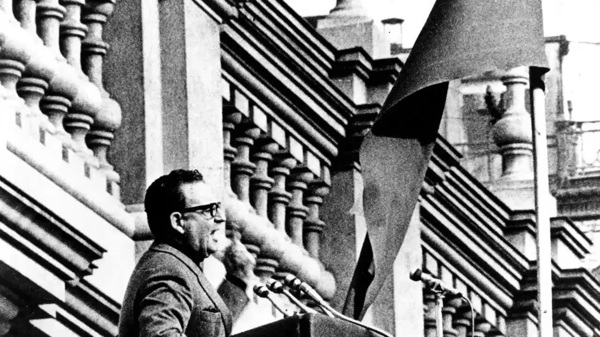 دانلود مستند The Battle of Chile: Part III 1979