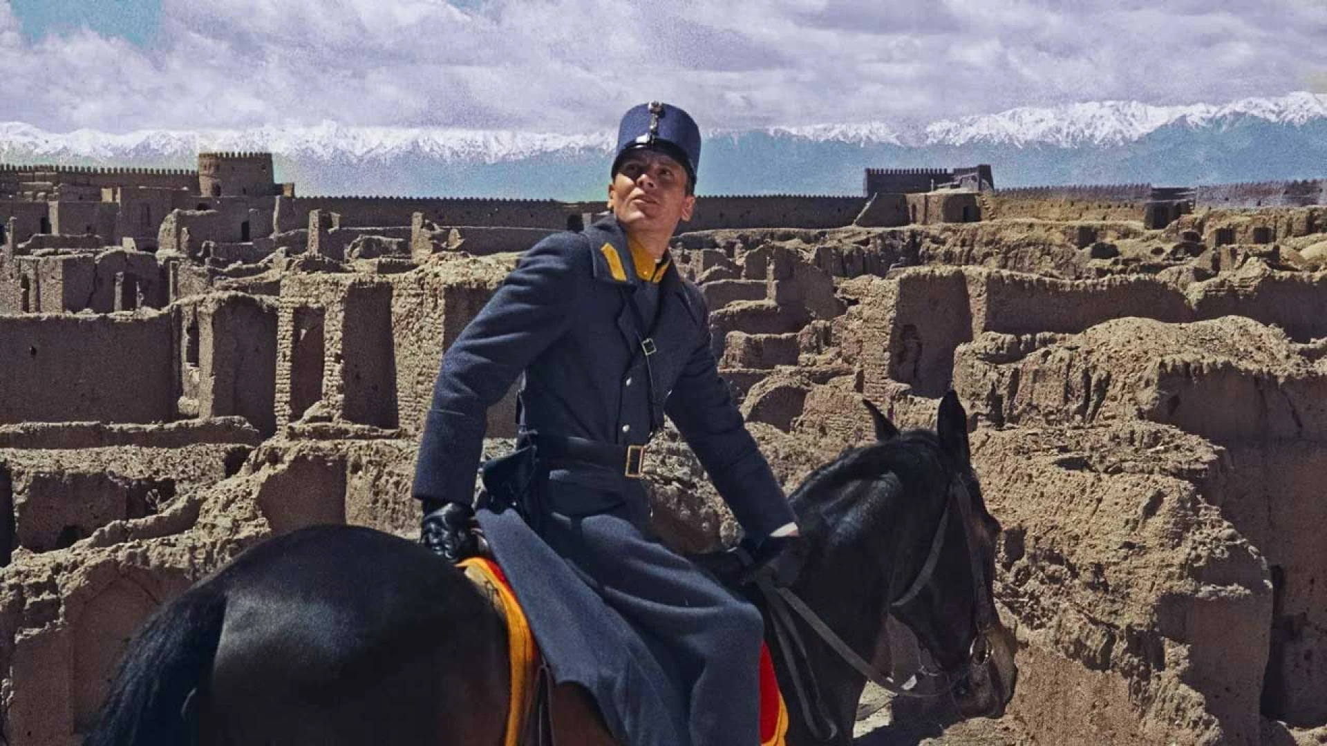 دانلود فیلم The Desert of the Tartars 1976