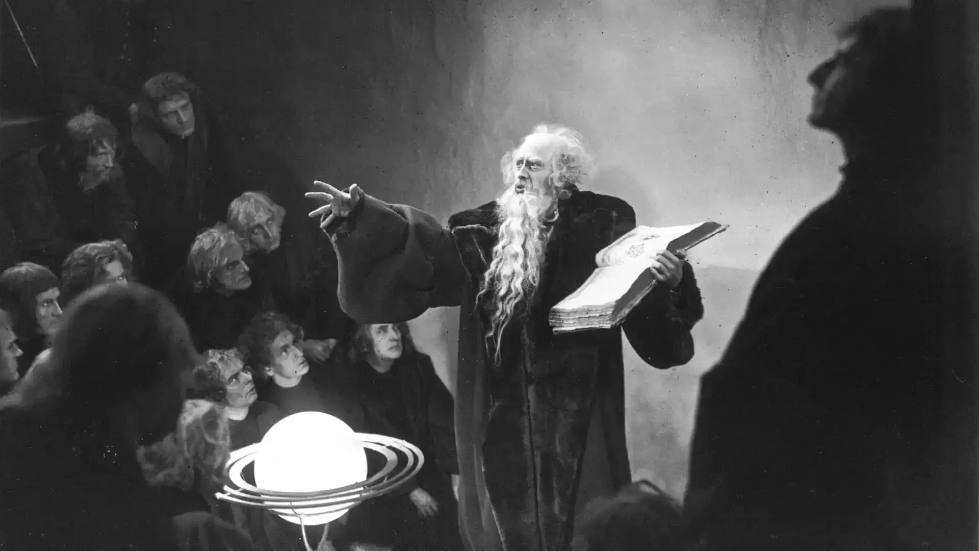 دانلود فیلم Faust 1926